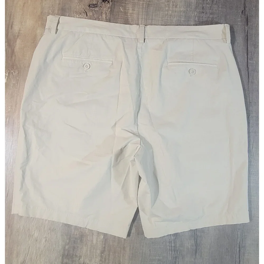 Vineyard Vines On The Go Men 38 Beige Cream Nylon Stretch OTG Shorts - Picture 8 of 12